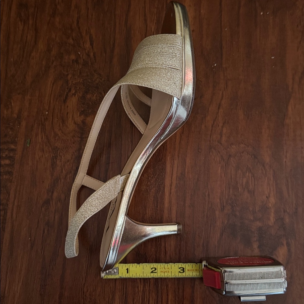 Gold silver heels - Picture 4 of 5